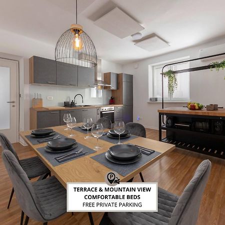 Apartments Grahek リュブリャナ エクステリア 写真
