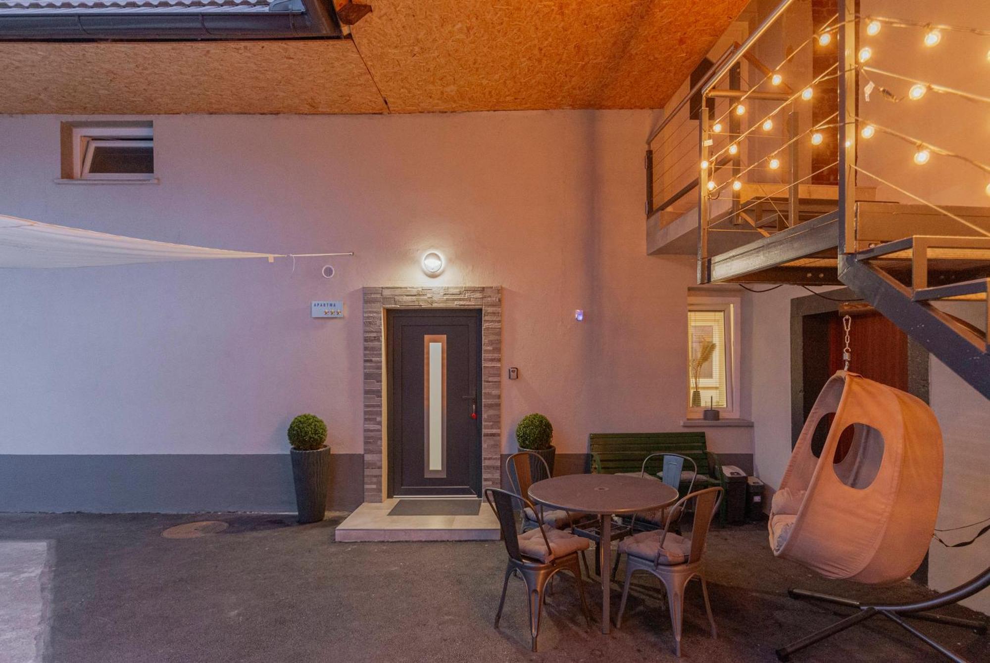 Apartments Grahek リュブリャナ エクステリア 写真